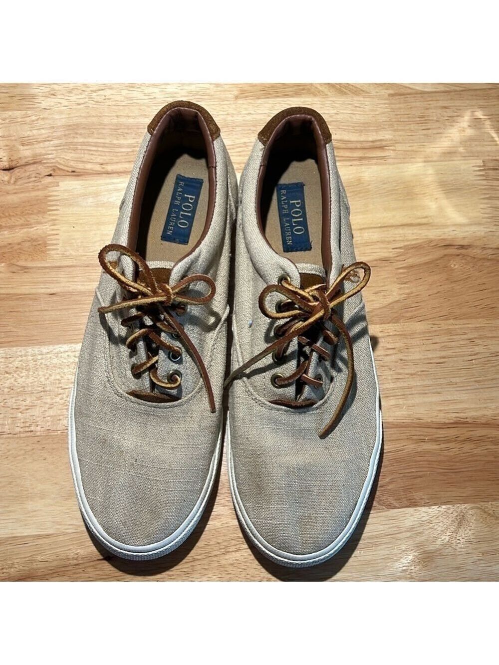 Polo Ralph Lauren men’s lace up shoes. Size 10D. Preowned. Good condition.